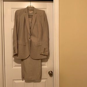 Micheal Kors, 2 piece linen suit, size 12